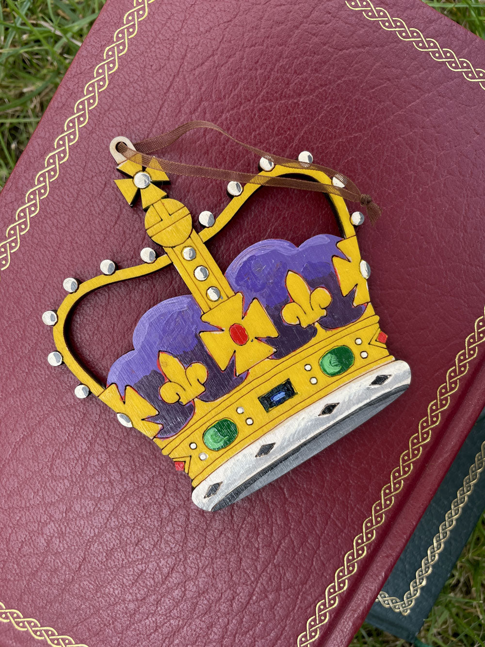 Hand Painted Wood British Royal Crown - Christmas Tree Ornament