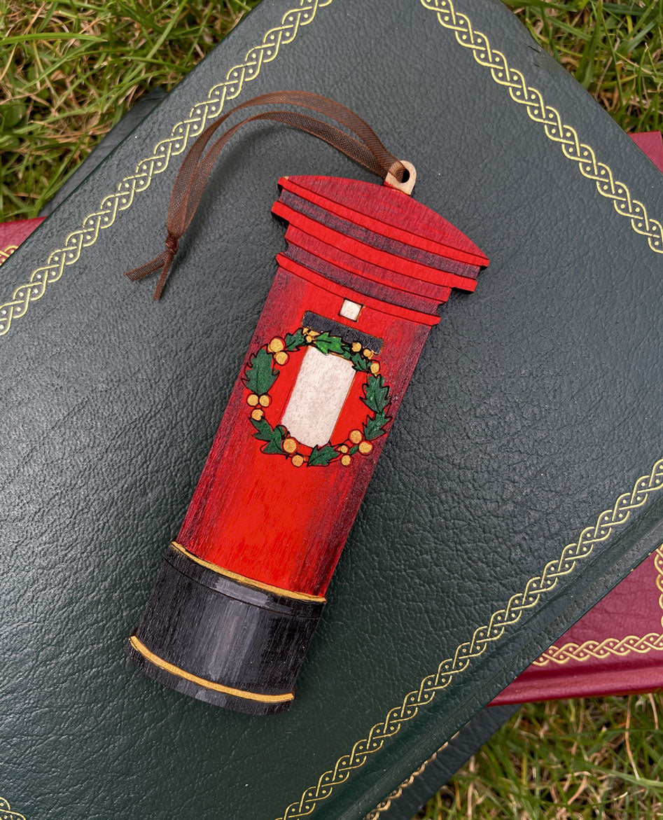 Hand Painted Traditional British Post Box with Wreath - Christmas Tree Ornament xx
