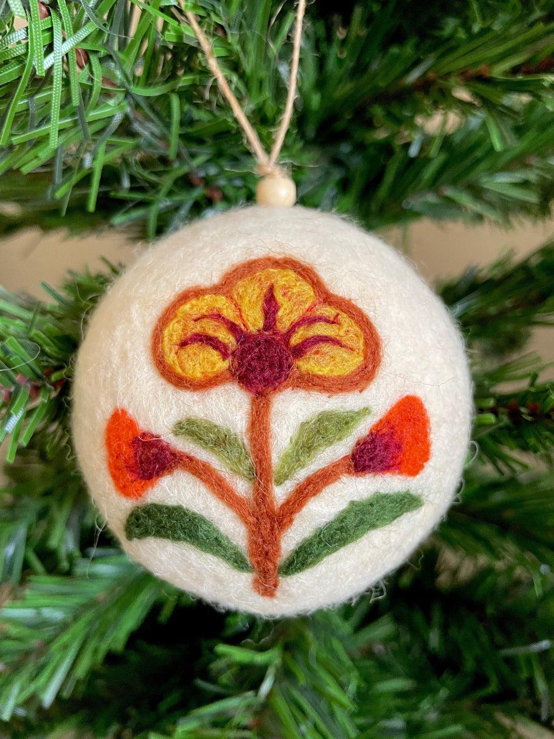 Arts & Crafts Floral Creme Felt Baubles