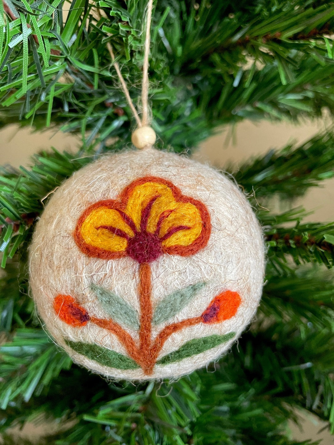 Arts & Crafts Floral Oatmeal Felt Baubles