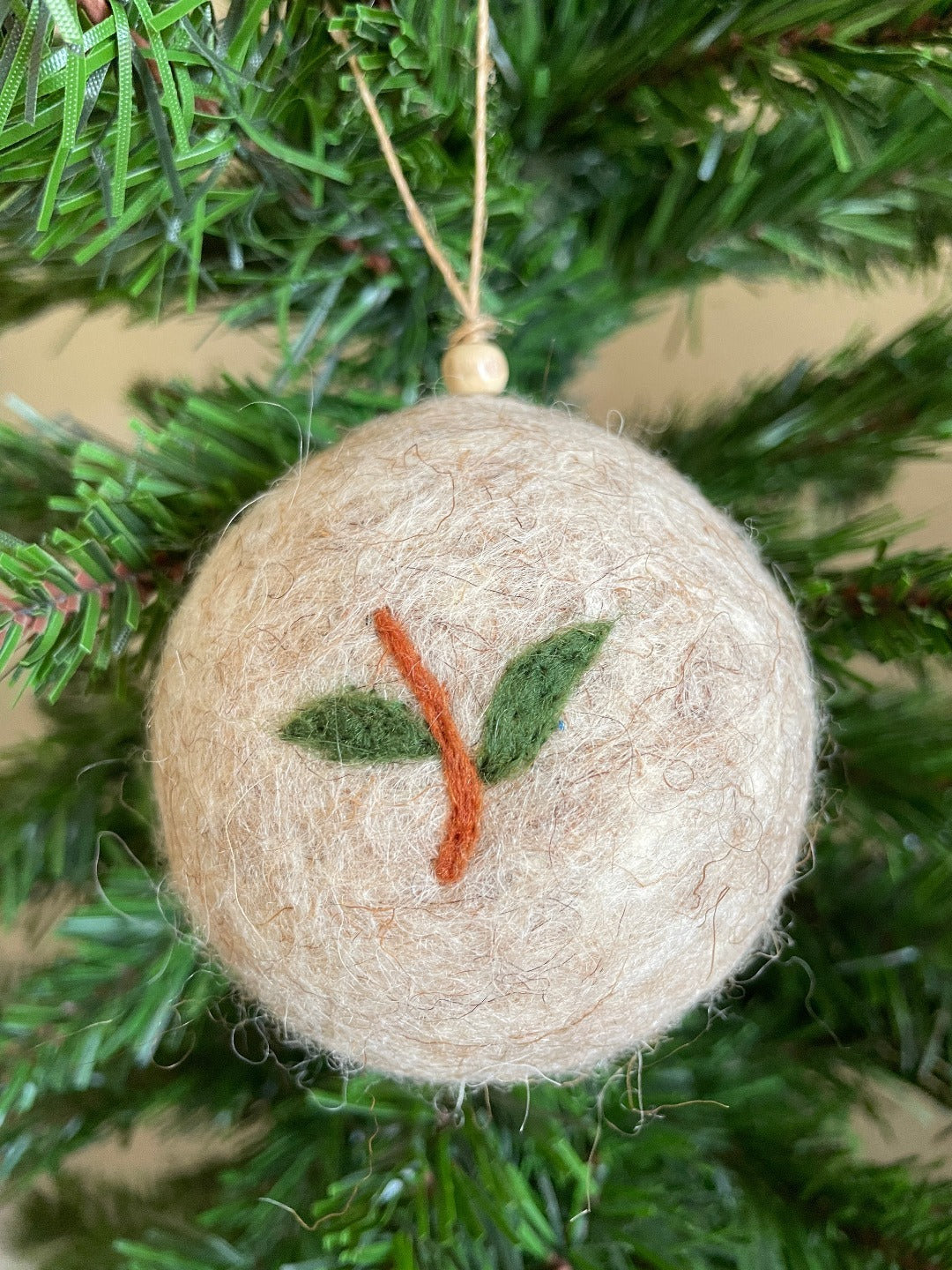 Arts & Crafts Floral Oatmeal Felt Baubles