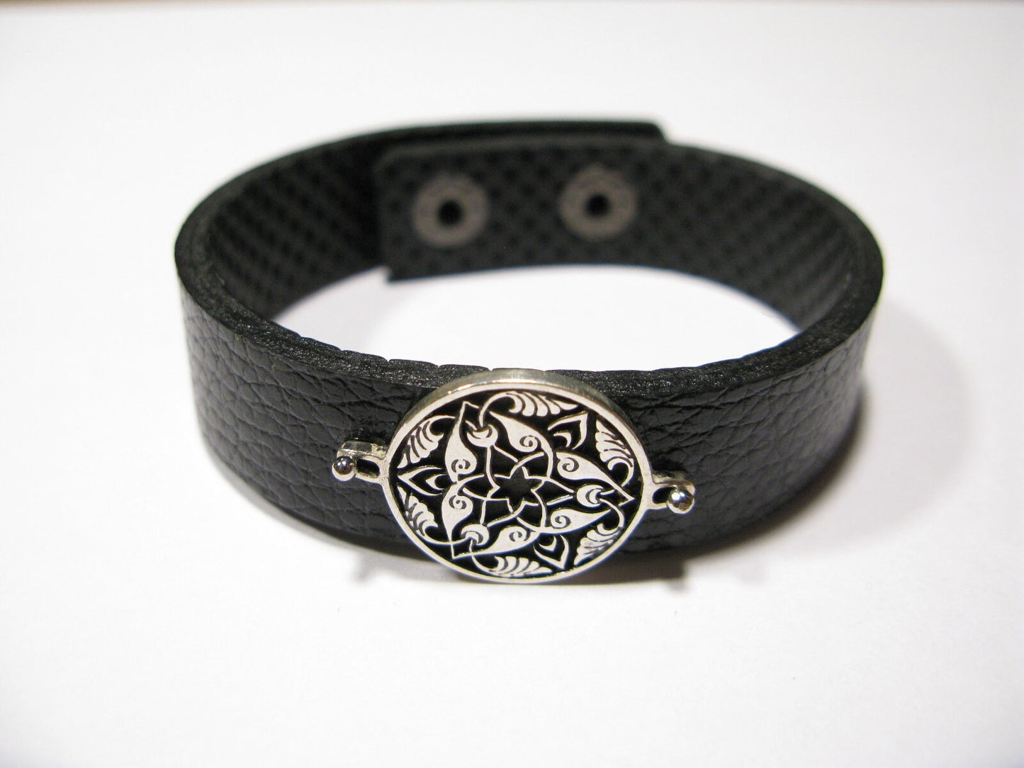 Armenian Ornamental Art 925 Silver & Leather Bracelet