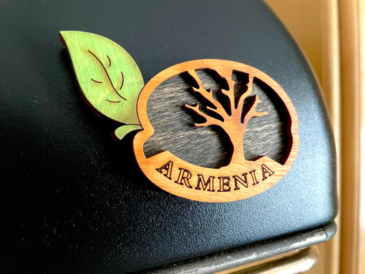 Magnet Tree and Apricot Motif Armenia Wood 8cm x 4cm