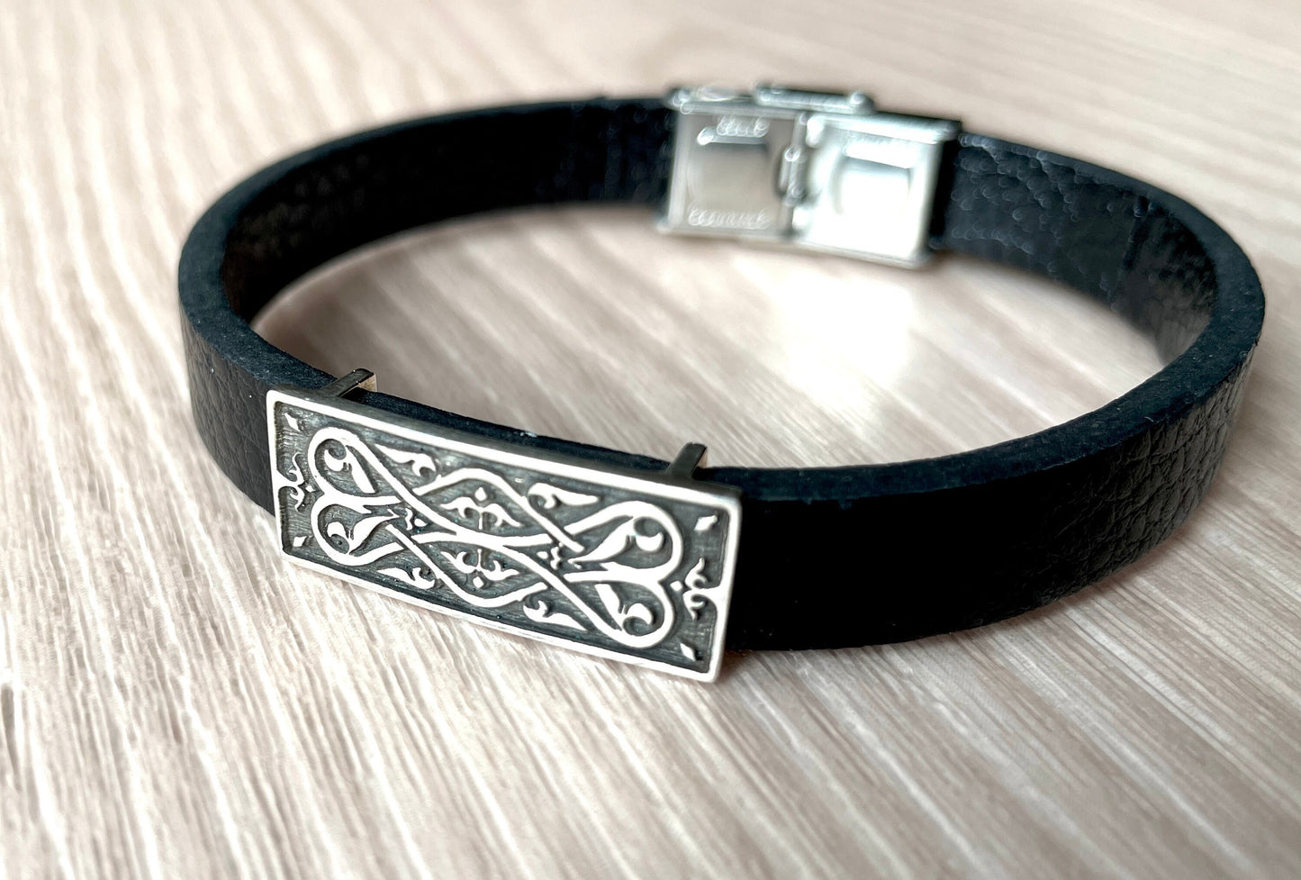 Ornamental Bird 925 Sterling Silver and Leather Bracelet