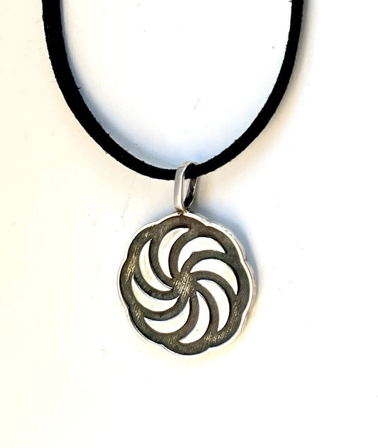 Eternity 925 Sterling Silver Pendant Necklace with Keepsake Box