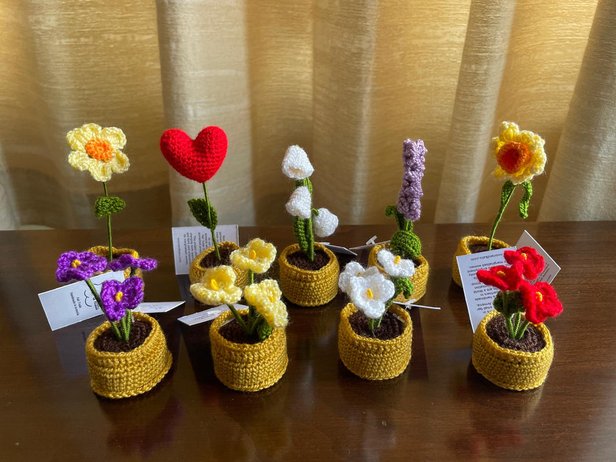 Mini Crochet Flowerpots