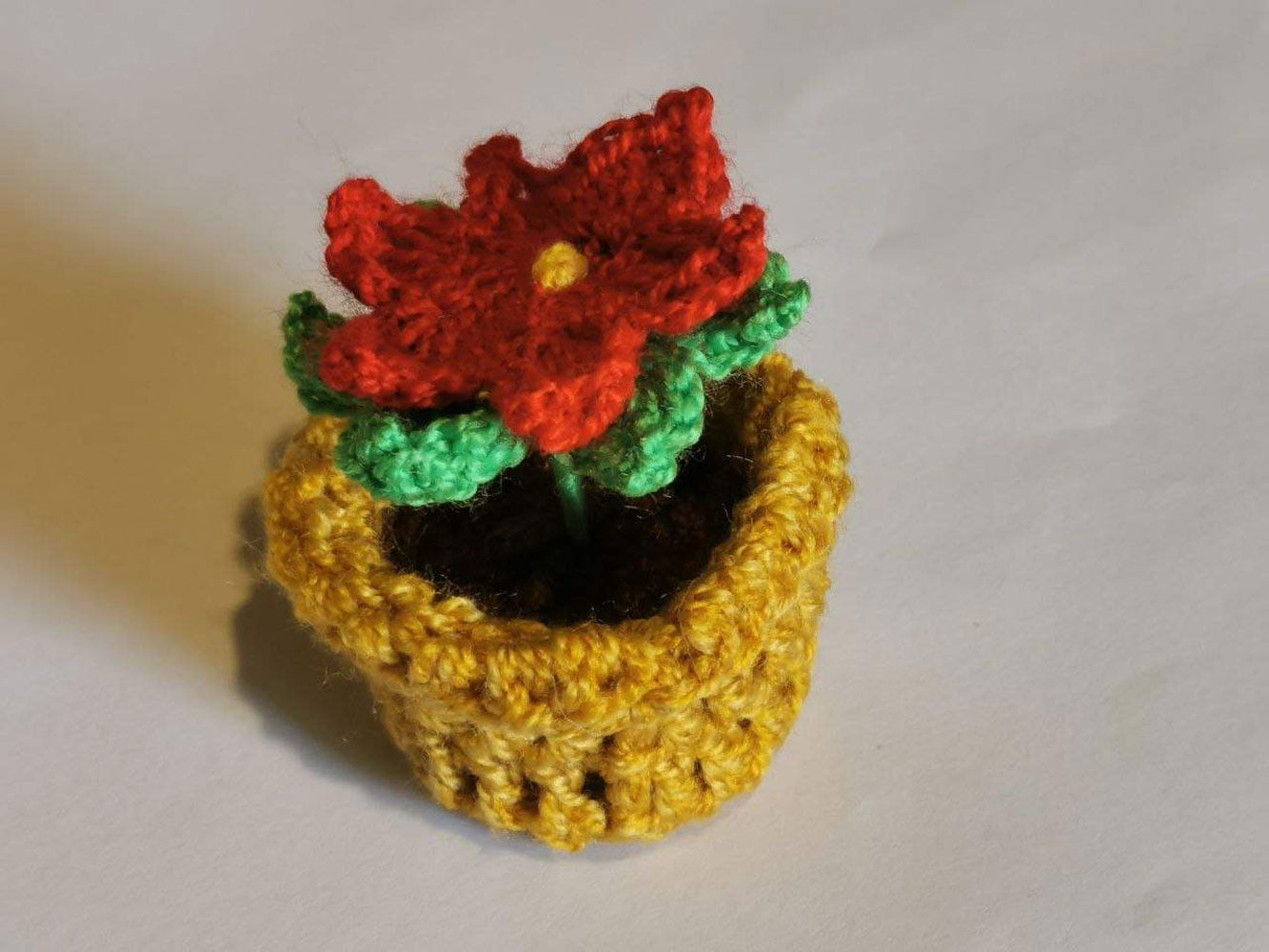 Mini Crochet Flowerpots