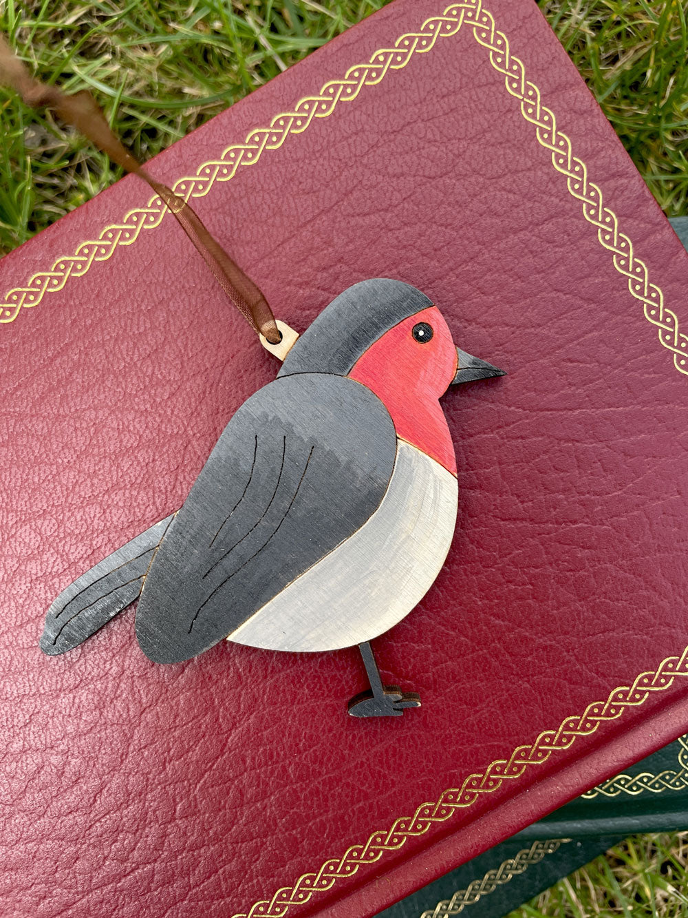 Hand Painted Wood Robin -  Christmas Tree Ornament