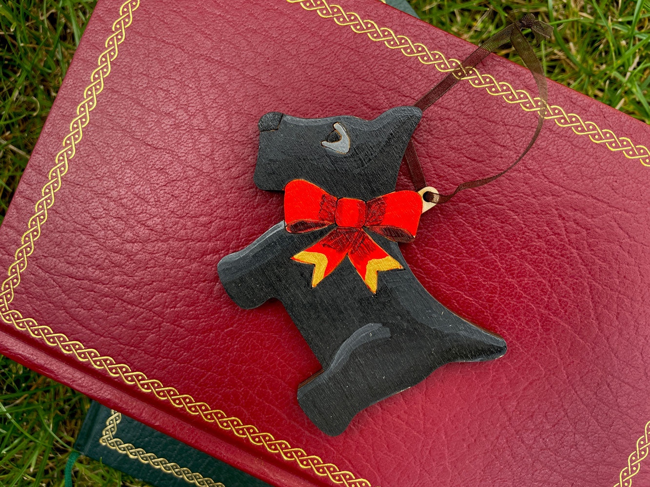 Hand Painted Traditional Scottie Dog, Scottish Terrier -  Hanging Ornament