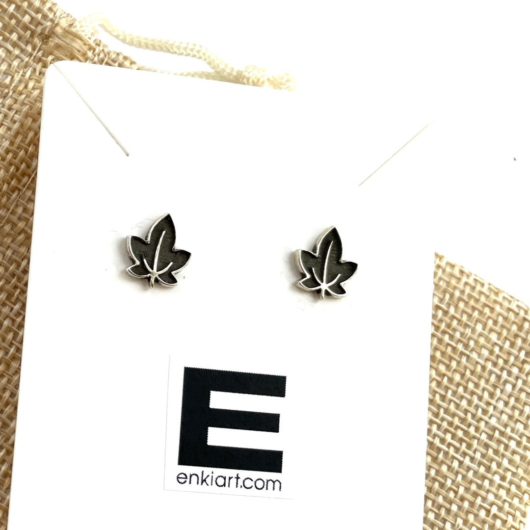 Maple Leaf 925 Sterling Silver Stud Earrings