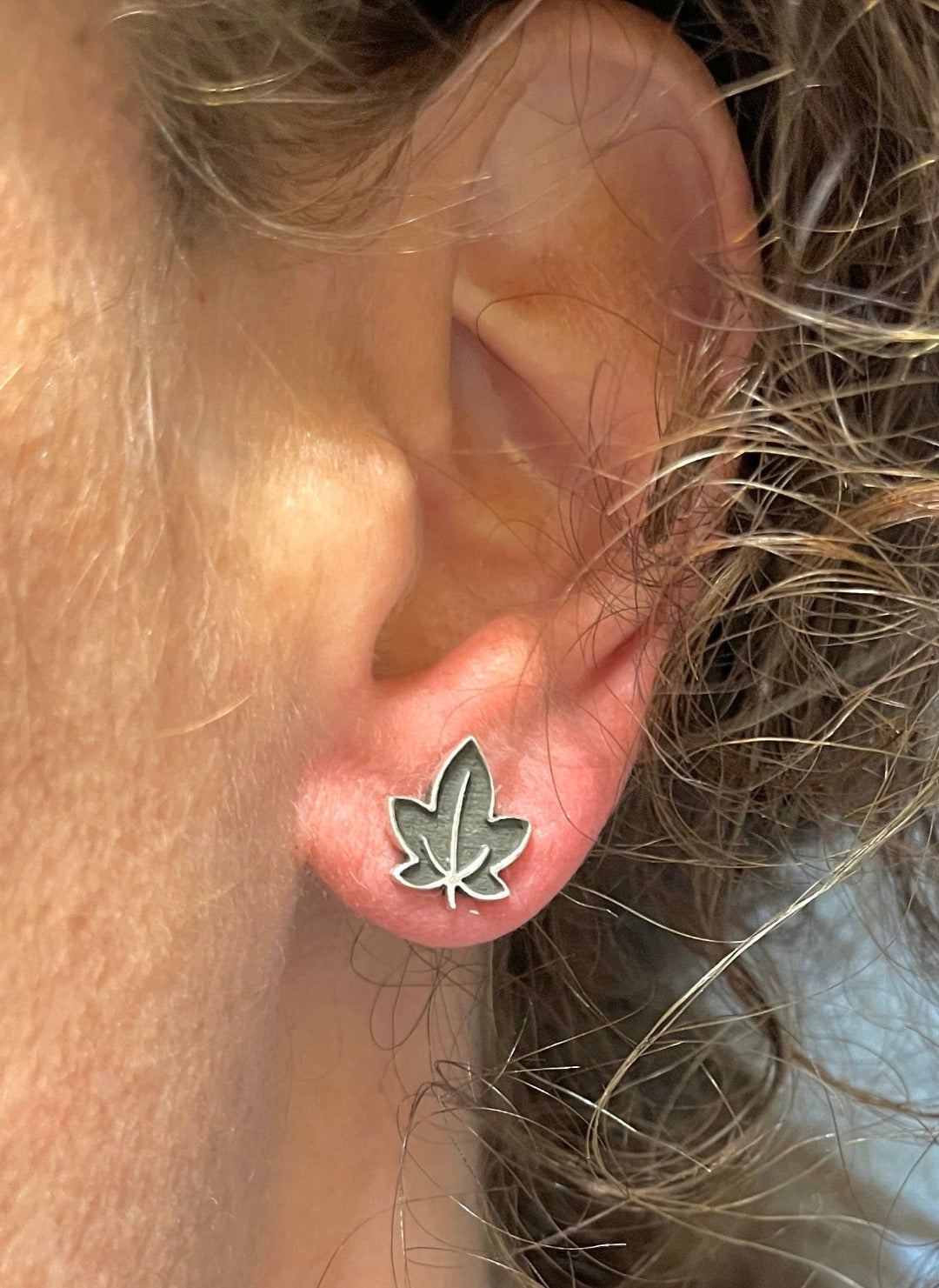 Maple Leaf 925 Sterling Silver Stud Earrings