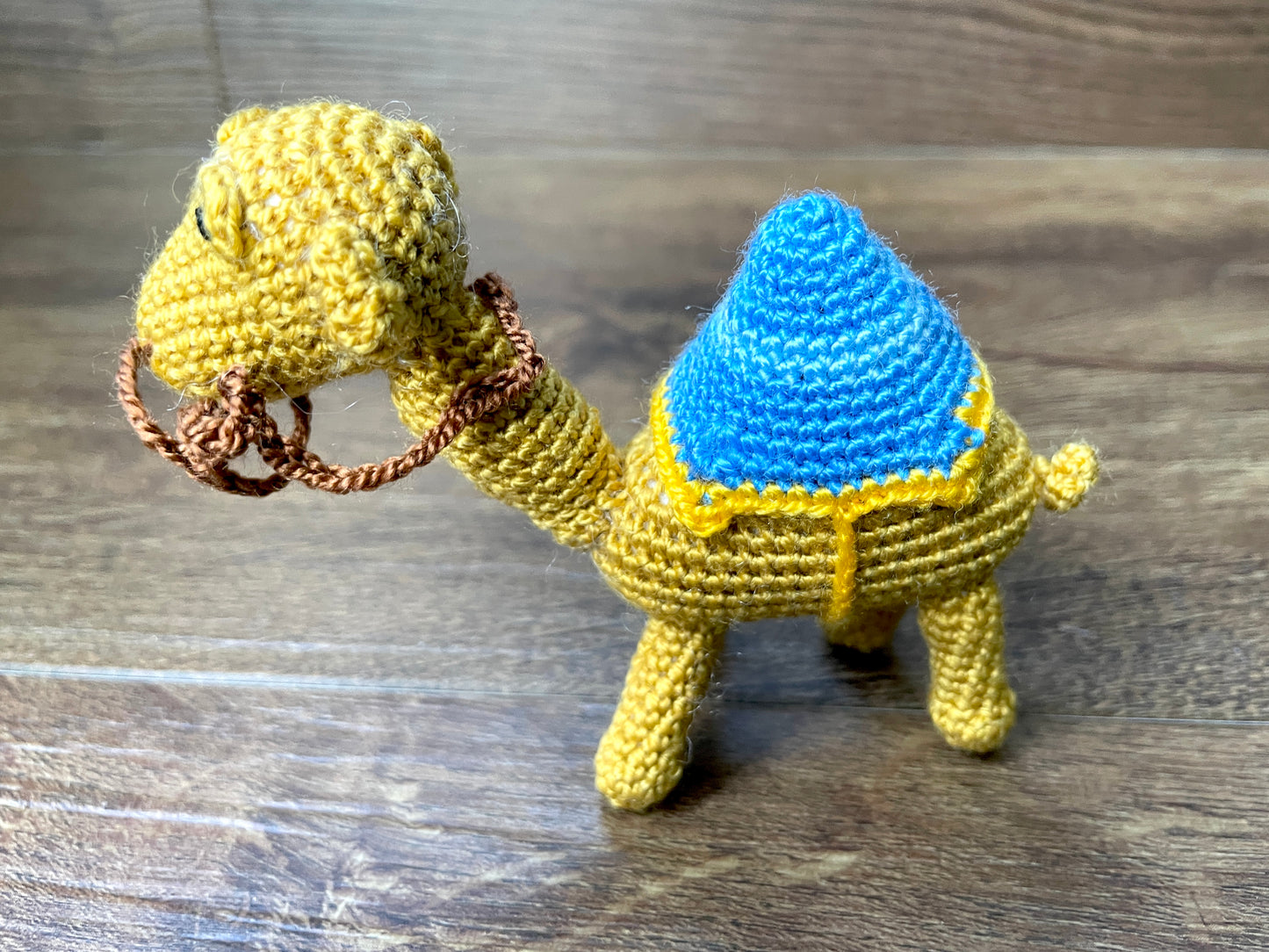 MINIGURUMI Mini Crochet Toy Camel Set, Amigurumi Camels