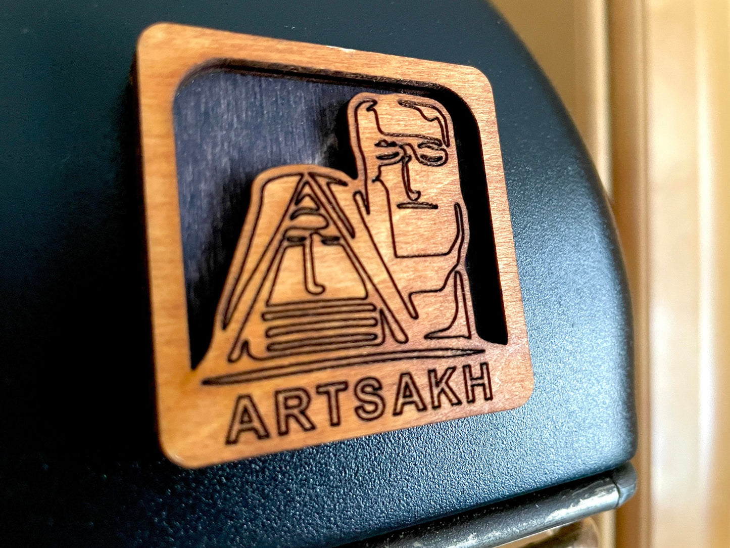 Magnet Artsakh Tatik Papik Wood Square 5cm x 5cm